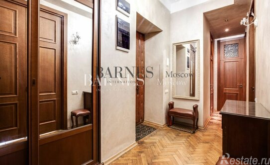 Аренда 4-комн квартиры на вторичном рынке Трёхпрудный переулок,  д. 8