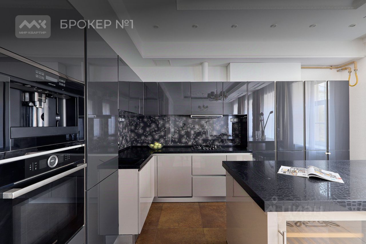 Продажа 5-комн квартиры на вторичном рынке Тверская улица, 14