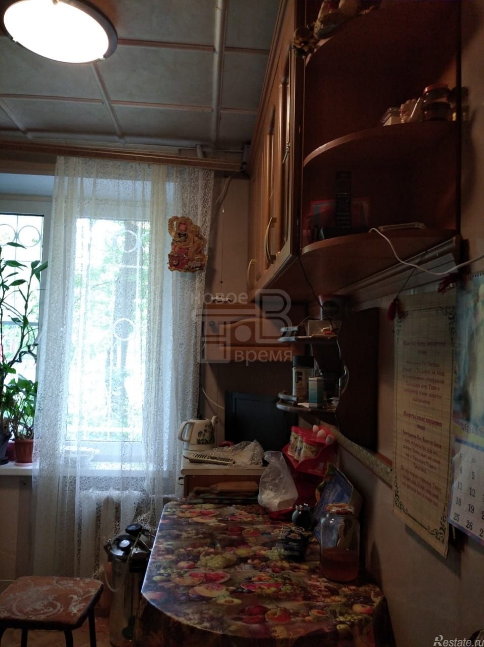 Продажа 2-комн квартиры на вторичном рынке Оранжерейная, 12