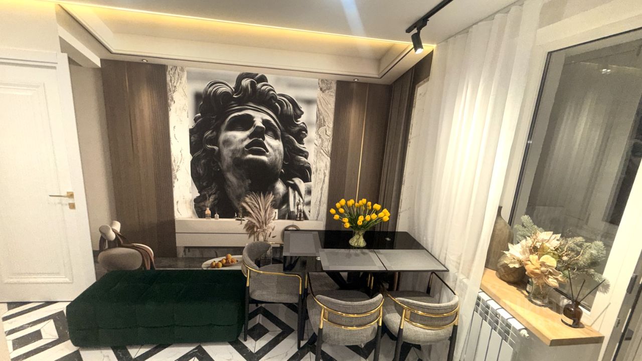 Продажа 2-комн квартиры на вторичном рынке улица Сайкина, 4