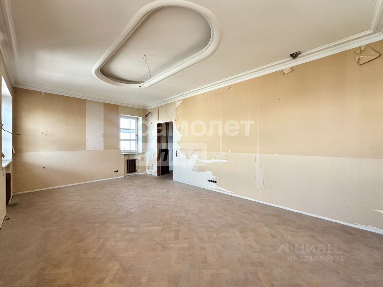 Продажа 5-комн квартиры на вторичном рынке Ломоносовский проспект, 7К5