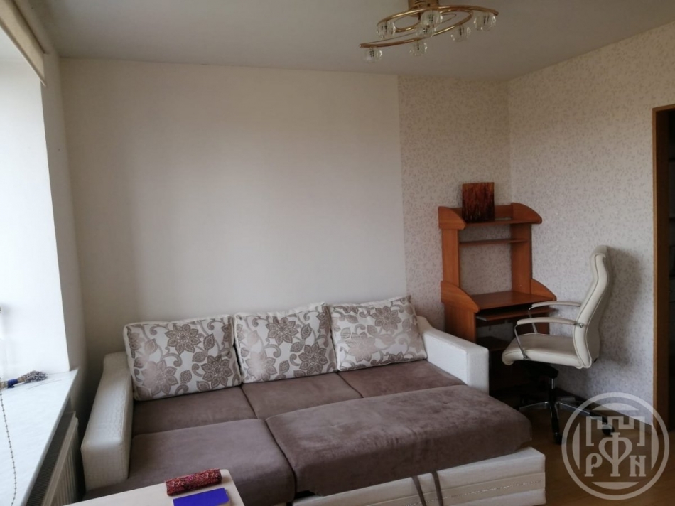 Продажа 2-комн квартиры на вторичном рынке Павловск г., Гуммолосаровская ул. ,  д. 29