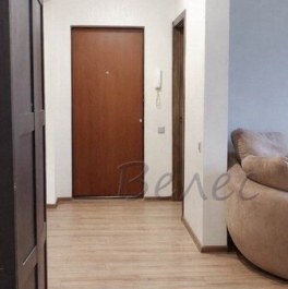 Продажа 3-комн квартиры на вторичном рынке Резервный проезд,  д. 2