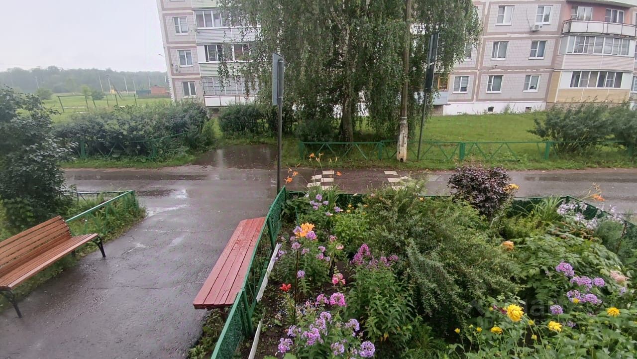 Продажа 3-комн квартиры на вторичном рынке с. Ситне-Щелканово, улица Мира, 18