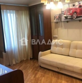 Продажа 3-комн квартиры на вторичном рынке Гурьянова ул,  д. 35