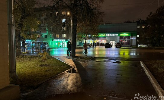 Продажа 3-комн квартиры на вторичном рынке Нагорная улица,  д. 30 к1