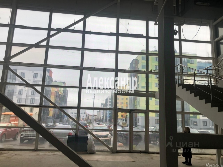 Аренда торгового помещения Въезд, Пушкинское шоссе,  д. 15А