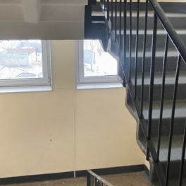 Продажа 2-комн квартиры на вторичном рынке Маршала Захарова ул,  д. 27,  к. 3