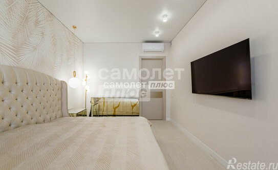 Продажа 3-комн квартиры на вторичном рынке Обуховской обороны пр-кт,  д. 70 к4 с1