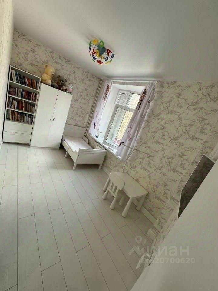 Продажа 2-комн квартиры на вторичном рынке Химки, улица Германа Титова, 10