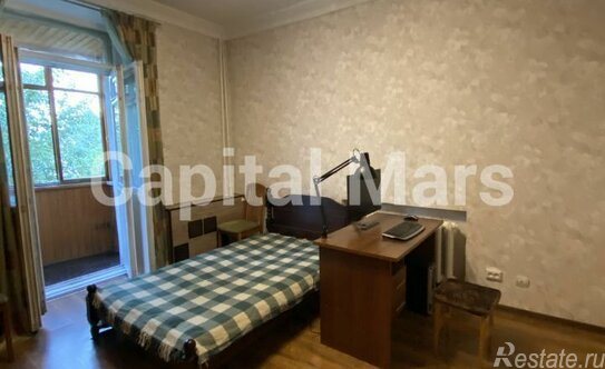 Аренда 3-комн квартиры на вторичном рынке Стрельбищенский пер,  д. 26/9