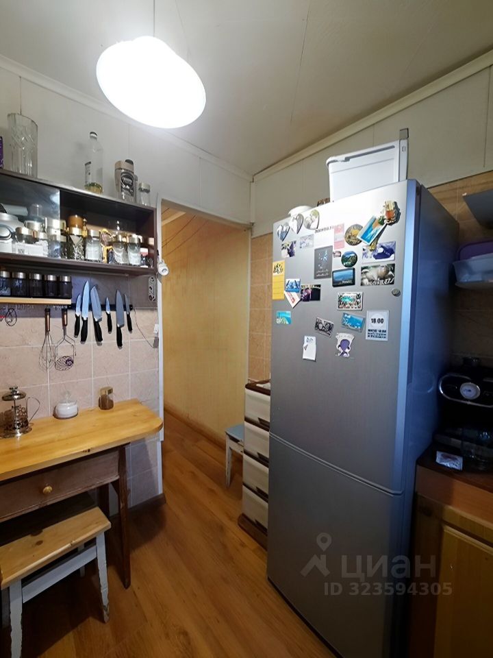 Продажа 2-комн квартиры на вторичном рынке Сланцы, Партизанская улица, 17