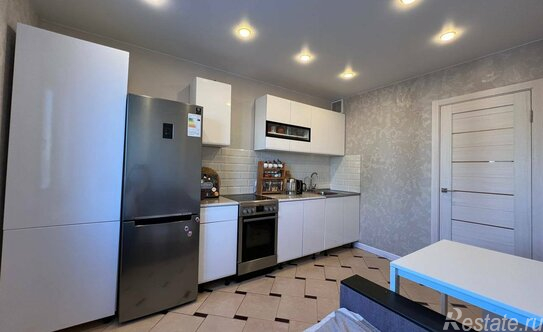 Продажа 1-комн квартиры на вторичном рынке улица Композиторов,  д. 24 к1