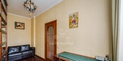 3-комн квартира ул Викторенко,  д. 4,  к. 1