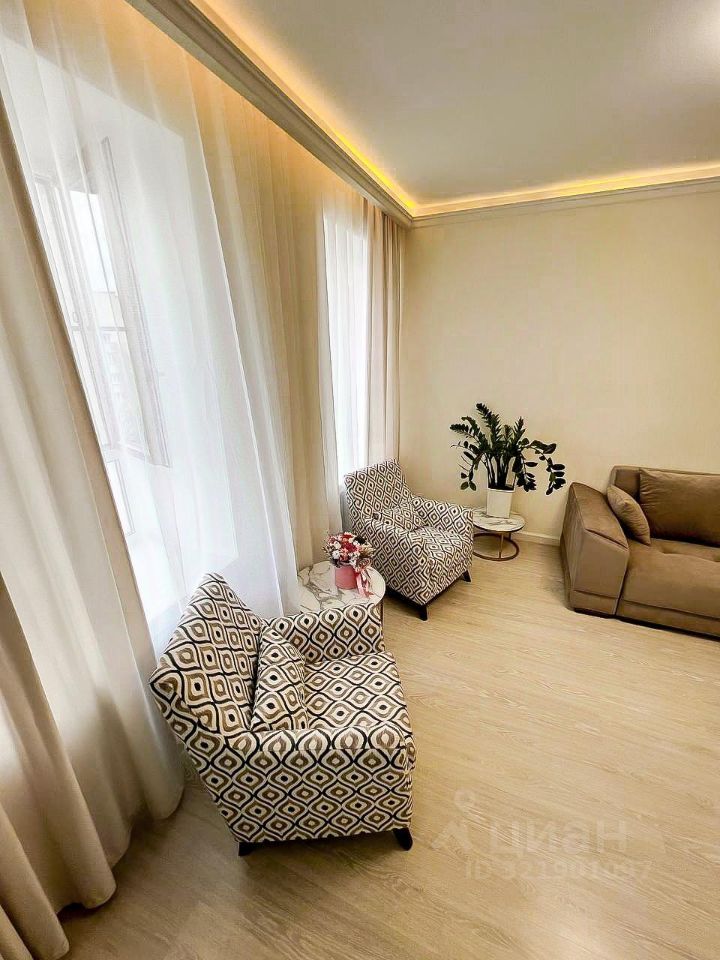 Продажа 3-комн квартиры на вторичном рынке Московский проспект, 127