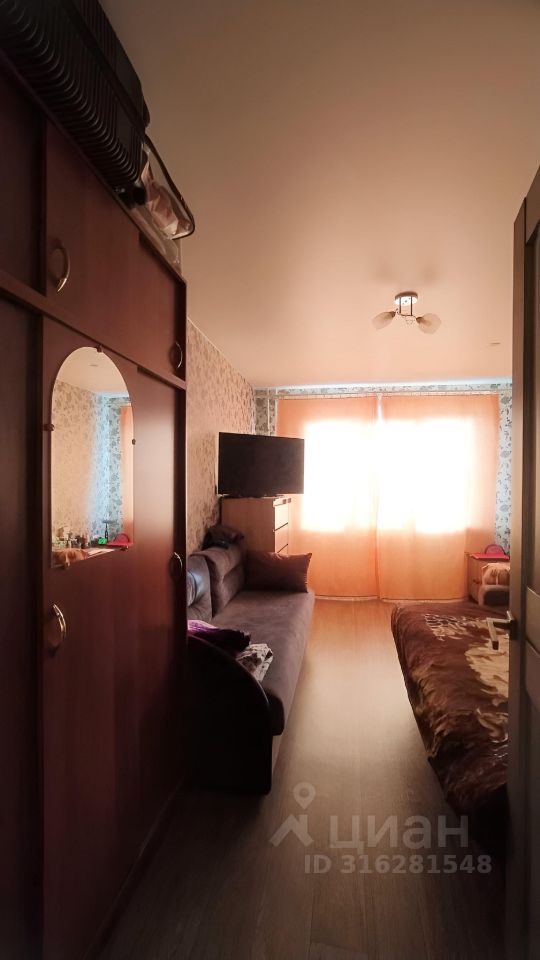 Продажа 2-комн квартиры на вторичном рынке Индустриальный проспект, 29