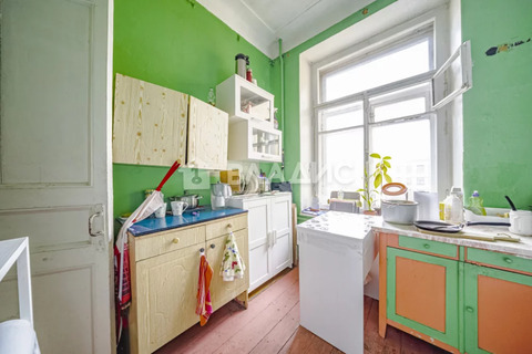 Продажа комнаты Старо-Петергофский пр-кт.,  д. 54