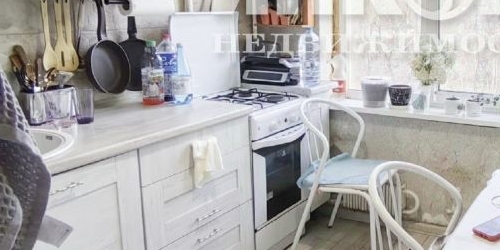 2-комн квартира улица Молостовых, 14К4