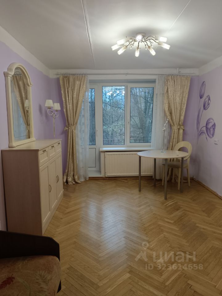 Аренда 1-комн квартиры на вторичном рынке Пушкин, бульвар Алексея Толстого, 34