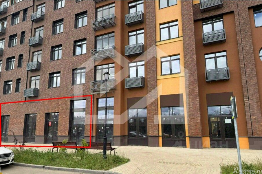 Продажа торгового помещения Развилка п, Римский проезд,  д. 15