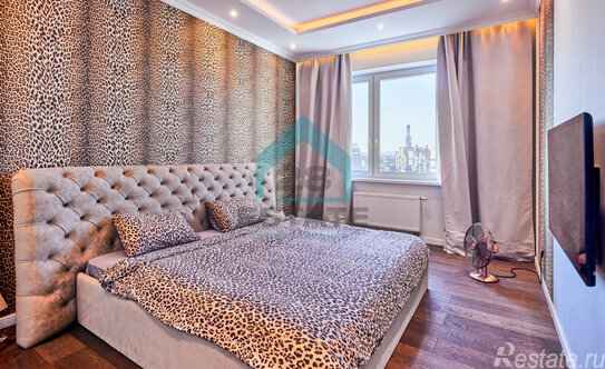 Продажа 3-комн квартиры на вторичном рынке Свердловская наб,  д. 58