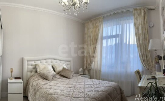 Продажа 2-комн квартиры на вторичном рынке Александра Матросова ул,  д. 1