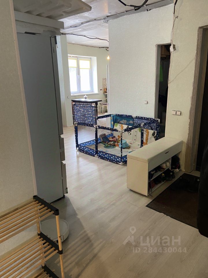 Продажа 3-комн квартиры на вторичном рынке Имени В.Н. Махалина мкр, 37