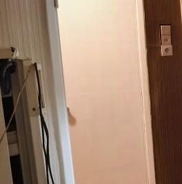 Продажа 3-комн квартиры на вторичном рынке Ломоносов, Александровская улица, 36а Продажа 3-комн квартиры на вторичном рынке Ломоносов, Александровская улица, 36а