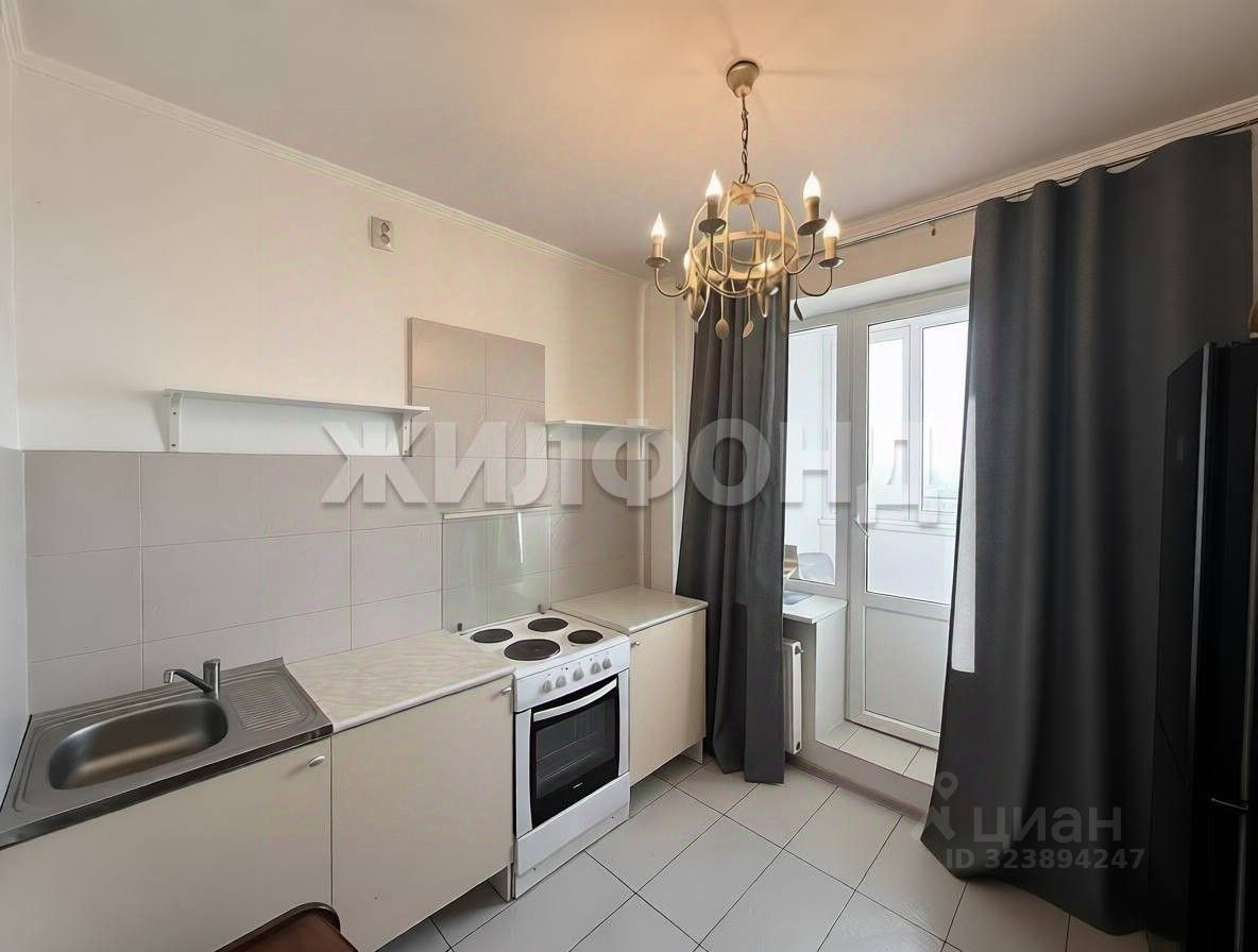 Продажа 1-комн квартиры на вторичном рынке Богатырский проспект, 36к1