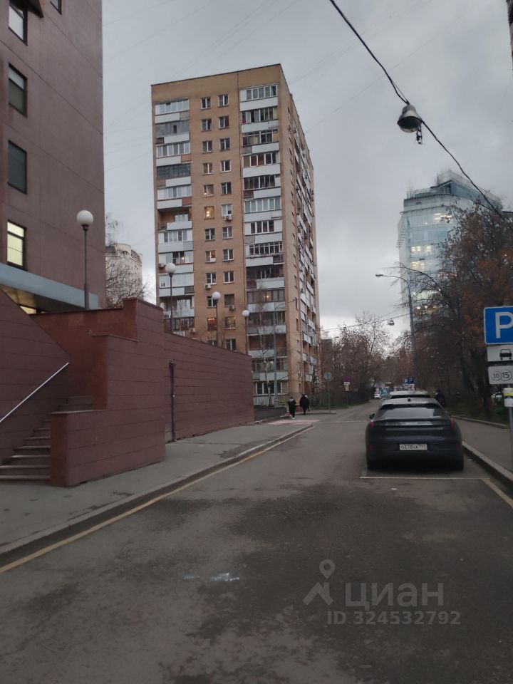 Продажа 1-комн квартиры на вторичном рынке Ботанический переулок, 12