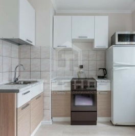 Продажа 1-комн квартиры на вторичном рынке улица Передовиков,  д. 25