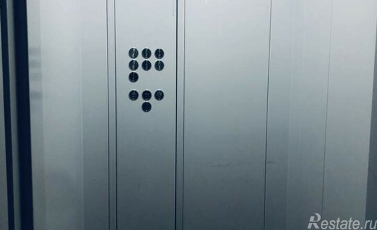 Продажа 4-комн квартиры на вторичном рынке 18-я линия,  д. 23