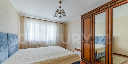 3-комн квартира Камышовая улица,  д. 14
