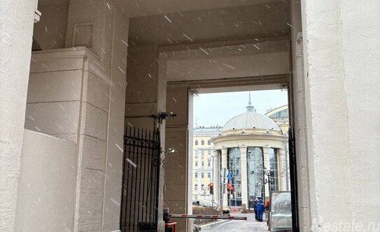 Продажа 1-комн квартиры на вторичном рынке Чистопрудный б-р,  д. 12,  к. 4