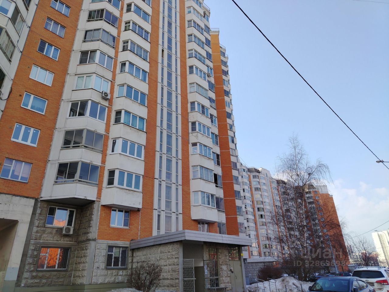 Продажа 2-комн квартиры на вторичном рынке улица Верхние Поля, 38К1