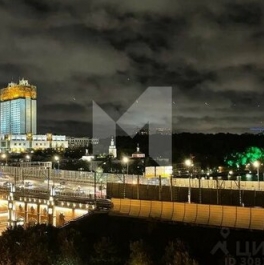 Продажа 3-комн квартиры на вторичном рынке Хамовнический Вал ул,  д. 2