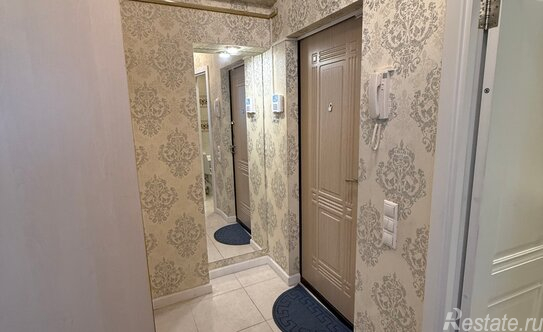 Продажа 2-комн квартиры на вторичном рынке Комсомольский проспект