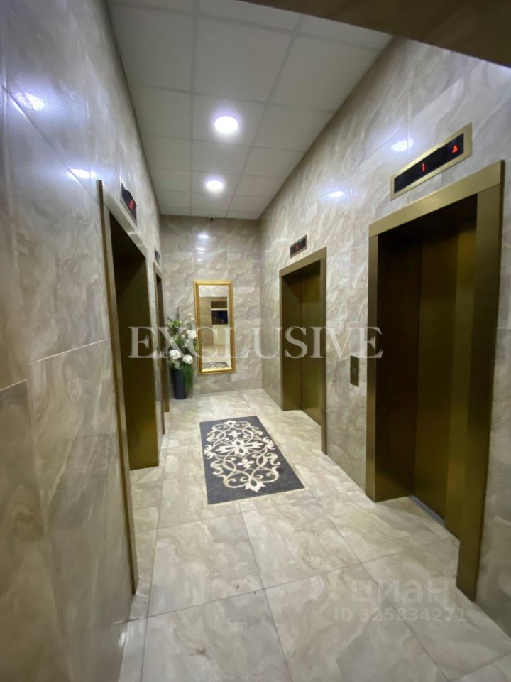 Продажа 3-комн квартиры на вторичном рынке улица Коштоянца, 20К3