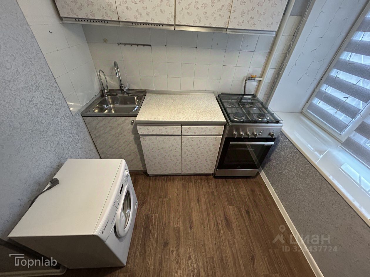 Продажа 3-комн квартиры на вторичном рынке улица Дмитрия Ульянова, 43К1