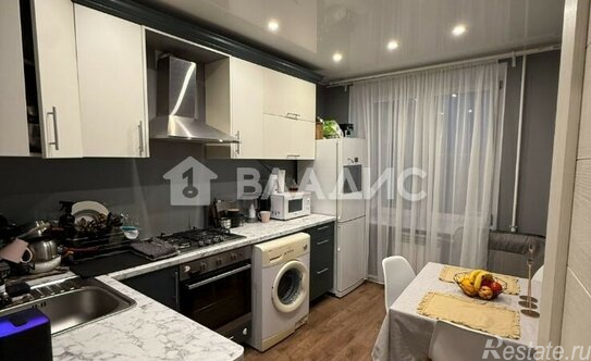 Продажа 1-комн квартиры на вторичном рынке улица Карбышева,  д. 6 к1