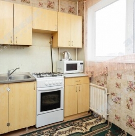 Продажа 1-комн квартиры на вторичном рынке Ветеранов пр-кт,  д. 82