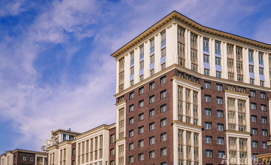 Продажа 2-комн квартиры на вторичном рынке Авиаконструкторов пр-кт,  д. 54