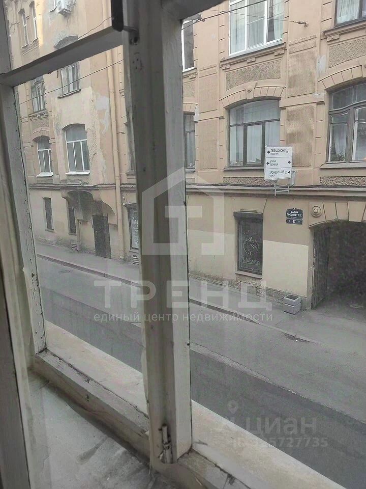 Продажа 3-комн квартиры на вторичном рынке проспект Малый Петроградской стороны, 64/13
