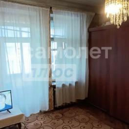 Продажа 3-комн квартиры на вторичном рынке улица Ватутина,  д. 13 к1