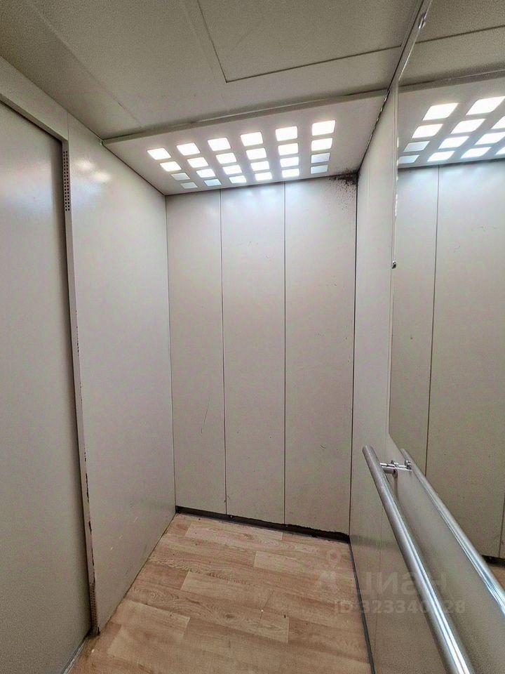 Продажа 1-комн квартиры на вторичном рынке Южный мкр, улица Курыжова, 30