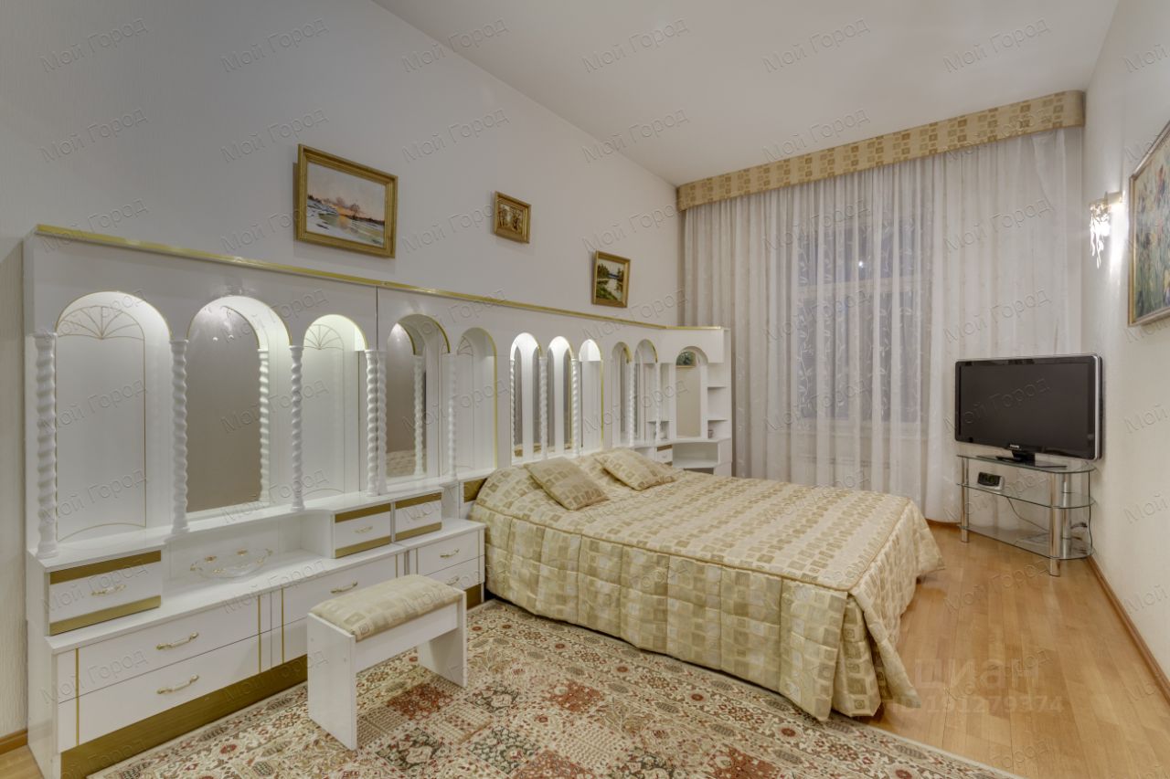 Аренда 3-комн квартиры на вторичном рынке улица Рубинштейна, 15-17