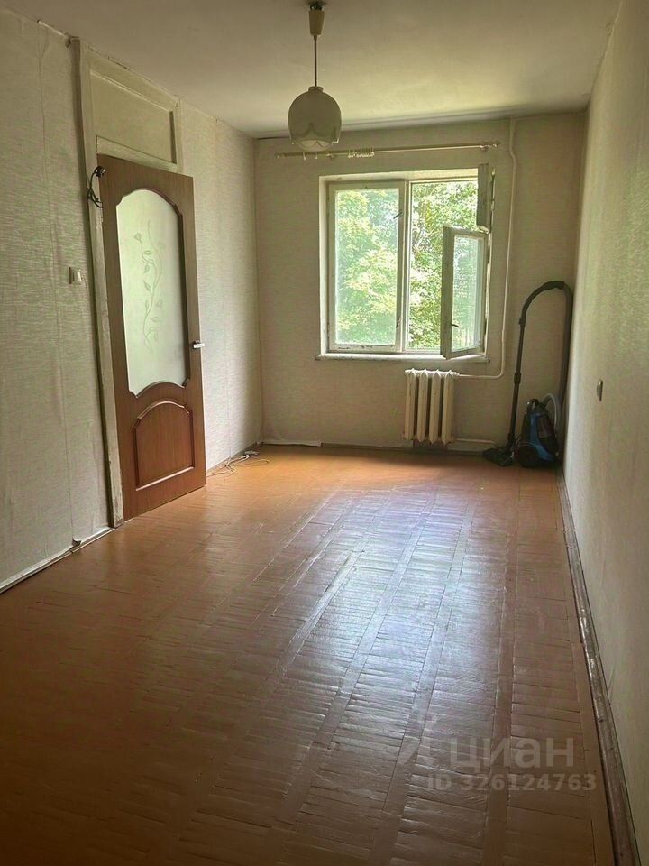 Продажа 3-комн квартиры на вторичном рынке Сергиев Посад, улица Дружбы, 4