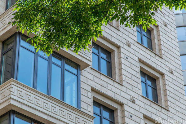 Продажа 3-комн элитного жилья Победы ул,  д. 5