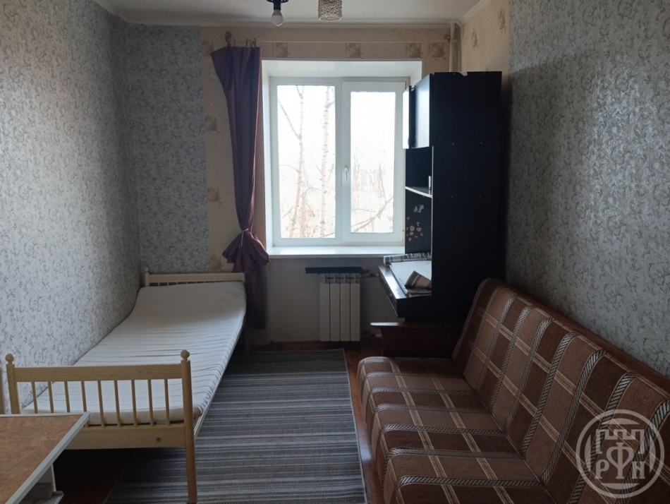 Аренда 3-комн квартиры на вторичном рынке Красное Село г., Красное Село г.,  д. 6,  к. 3