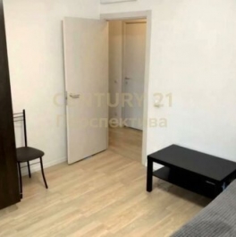 Продажа 2-комн квартиры на вторичном рынке Саларьевская ул,  д. 8 к2